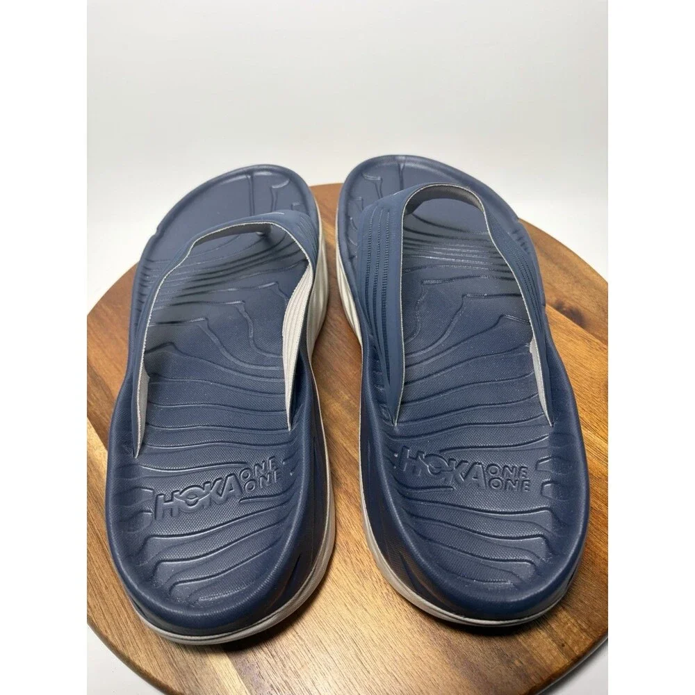 Hoka One One Ora Recovery Flip Flop Sandals Men's 9 Gray Navy Blue Thong Slides